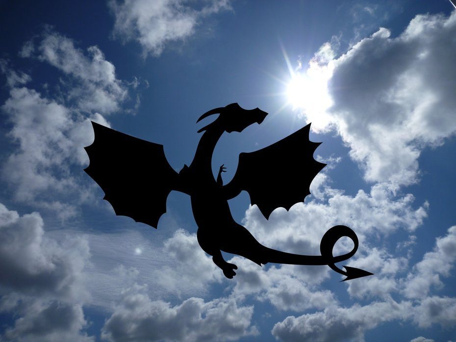imgi_2_dragon_in_the_sky